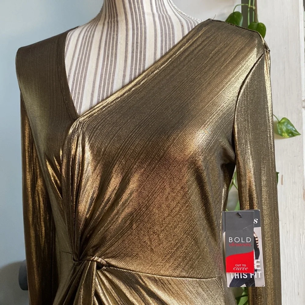 BOLD elements metallic gold dress. - Picture 3 of 17